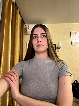 Snapshot of Soyyyaa chatting on 12-03-25, 04:05 Soyyyaa online show from 12-03-25, 04:05