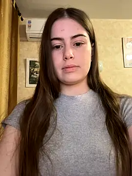 Snapshot of Soyyyaa chatting on 12-04-25, 04:11 Soyyyaa online show from 12-04-25, 04:11