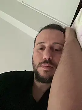 Snapshot of paleron34 chatting on 02-15-26, 06:21 paleron34 online show from 02-15-26, 06:21