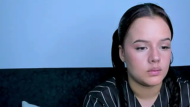 Snapshot of sweet_lily26 chatting on 09-14-25, 02:22 sweet lily26 online show from 09-14-25, 02:22