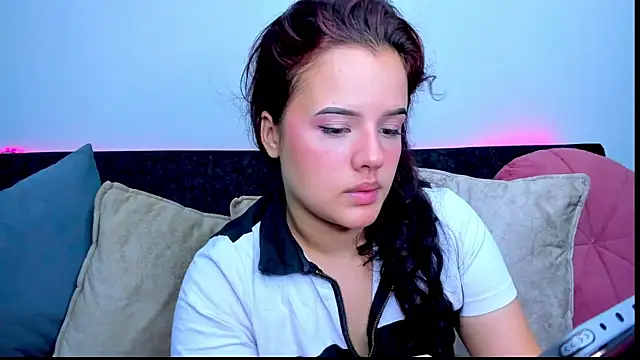 Snapshot of sweet_lily26 chatting on 09-26-25, 04:49 sweet lily26 online show from 09-26-25, 04:49