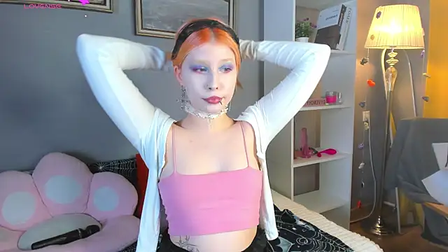 VelvetBlitz online show from 12-22-25, 09:56