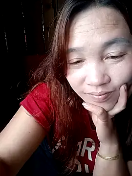 Snapshot of miumiu_00 chatting on 11-01-25, 05:20 miumiu 00 online show from 11-01-25, 05:20