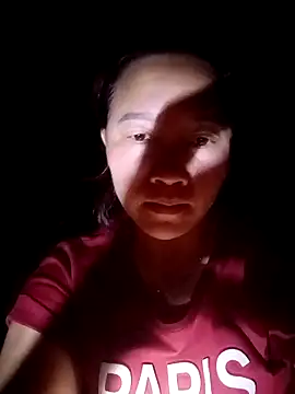 Snapshot of miumiu_00 chatting on 11-01-25, 10:56 miumiu 00 online show from 11-01-25, 10:56