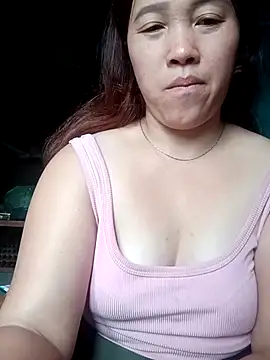 Snapshot of miumiu_00 chatting on 11-14-25, 12:53 miumiu 00 online show from 11-14-25, 12:53