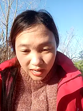 Snapshot of miumiu_00 chatting on 11-29-25, 08:39 miumiu 00 online show from 11-29-25, 08:39