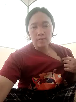 Snapshot of miumiu_00 chatting on 02-16-26, 05:36 miumiu 00 online show from 02-16-26, 05:36