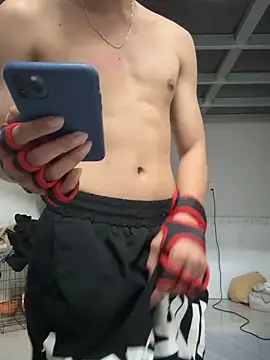 linh21107 online show from 11-30-25, 10:08