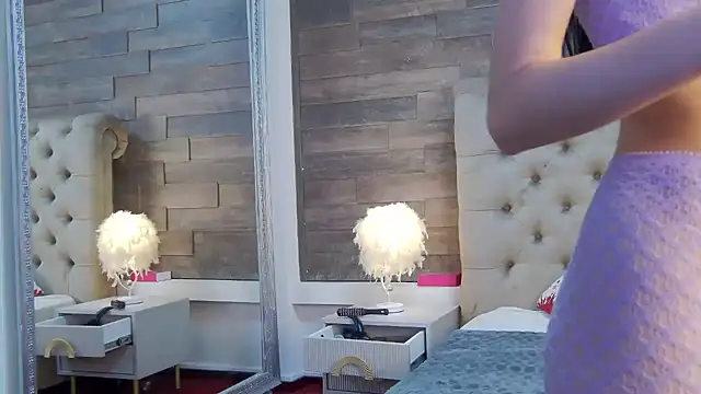 CarolinaBlair online show from 12-22-25, 07:27