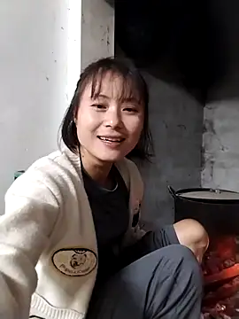 linda bae00 online show from 11-18-25, 01:44