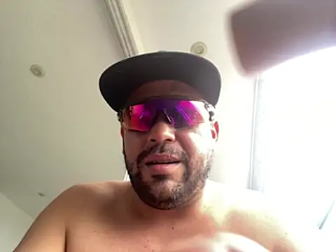 Snapshot of rider239 chatting on 05-17-26, 12:34 rider239 online show from 05-17-26, 12:34