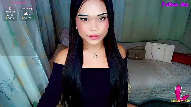 Snapshot of Cassandra_Luxx chatting on 06-19-26, 07:28 Cassandra Luxx online show from 06-19-26, 07:28