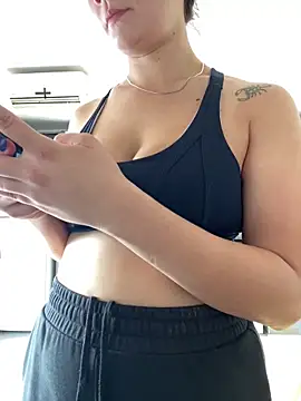 Danielaeliana online show from 04-11-26, 07:18