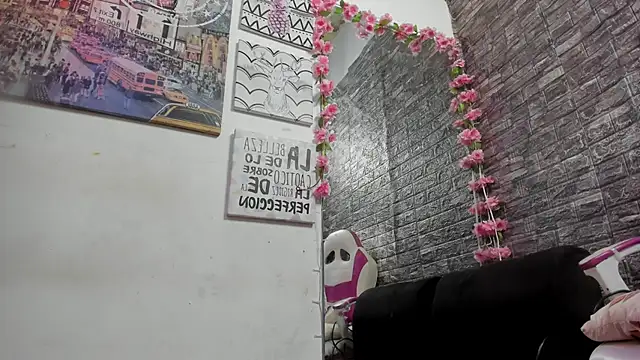 karoll  sex online show from 02-11-26, 12:43