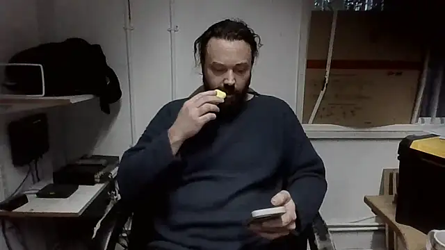 rogerevenmore online show from 11-24-25, 03:45