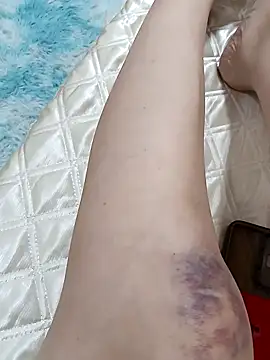 lingling5200 online show from 10-24-25, 01:40