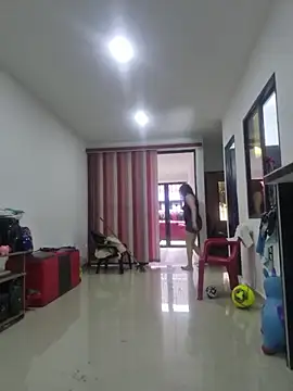 Snapshot of Nina_vallon chatting on 02-05-26, 12:43 Nina vallon online show from 02-05-26, 12:43