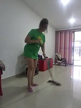 Snapshot of Nina_vallon chatting on 02-10-26, 12:53 Nina vallon online show from 02-10-26, 12:53