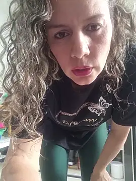 Snapshot of Nina_vallon chatting on 02-20-26, 12:38 Nina vallon online show from 02-20-26, 12:38