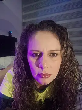 Nina vallon online show from 07-11-26, 10:40