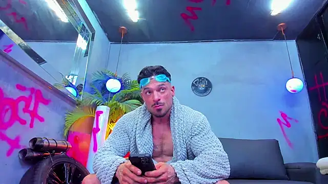 dennis cox1 online show from 09-11-25, 12:22