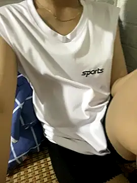 Snapshot of Yourbaby_24 chatting on 09-14-25, 02:05 Yourbaby 24 online show from 09-14-25, 02:05