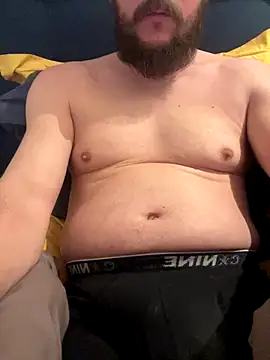 AZOPMOB18999 online show from 12-16-25, 07:30