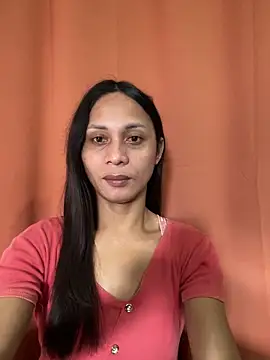 missruffa online show from 12-17-25, 04:40