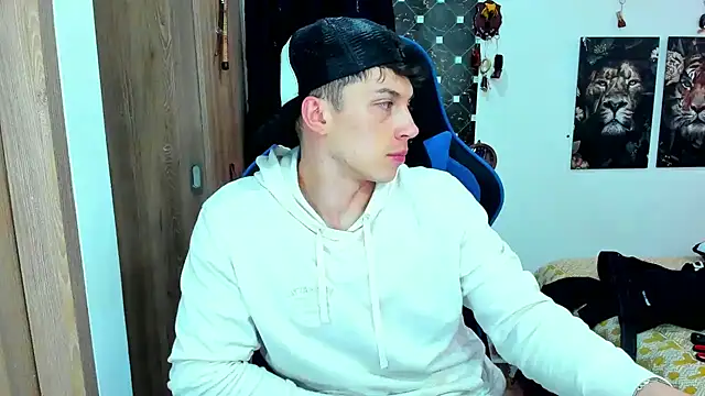 Snapshot of javiersexymann chatting on 12-16-24, 08:37 javiersexymann online show from 12-16-24, 08:37