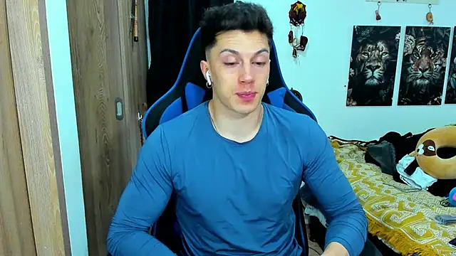 Snapshot of javiersexymann chatting on 12-23-24, 02:35 javiersexymann online show from 12-23-24, 02:35