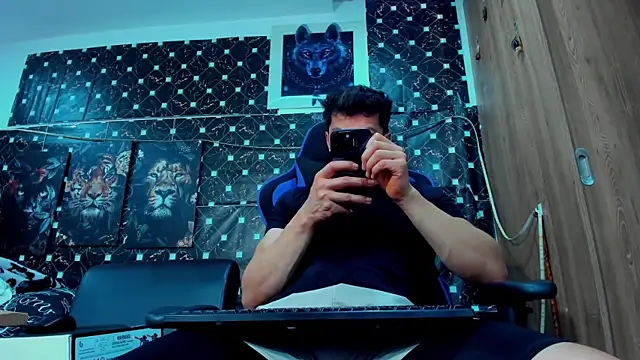 Snapshot of javiersexymann chatting on 10-10-25, 09:36 javiersexymann online show from 10-10-25, 09:36