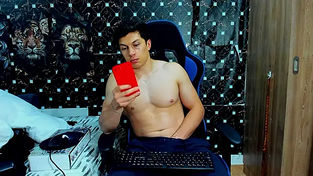 javiersexymann online show from 03-20-26, 12:26