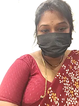 Snapshot of chaitara-reddy chatting on 02-16-26, 04:30 chaitara-reddy online show from 02-16-26, 04:30