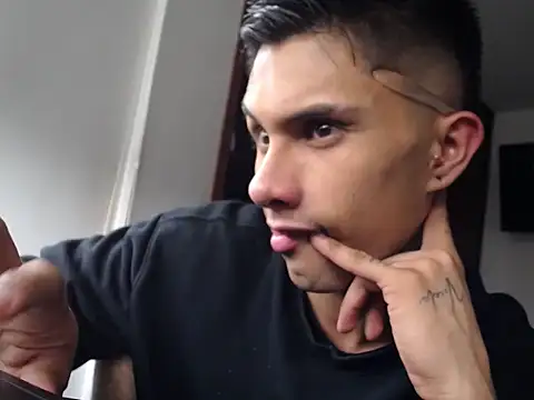 Manuel99boy online show from 09-27-25, 01:05