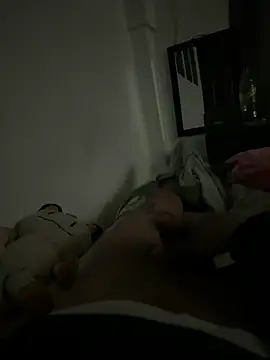 Manuel99boy online show from 10-19-25, 06:47