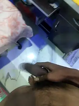 Snapshot of sanddyk99 chatting on 02-09-26, 06:34 sanddyk99 online show from 02-09-26, 06:34