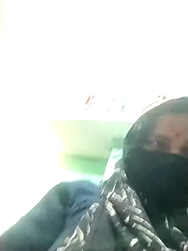 Rajnee33A online show from 04-15-26, 05:36