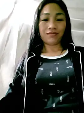 lucybaby00 online show from 02-24-26, 11:25