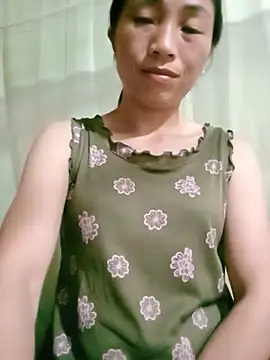 lucybaby00 online show from 08-04-26, 11:51