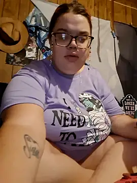 Snapshot of GoddessDess chatting on 09-27-25, 11:32 GoddessDess online show from 09-27-25, 11:32