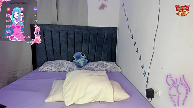 emmie bunny online show from 12-16-25, 11:21