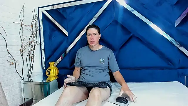 CandyandSteven online show from 09-11-25, 02:33