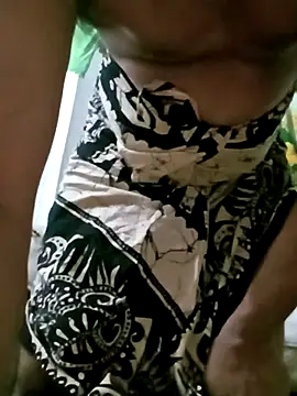 Snapshot of Suranga-55 chatting on 09-13-25, 11:15 Suranga-55 online show from 09-13-25, 11:15