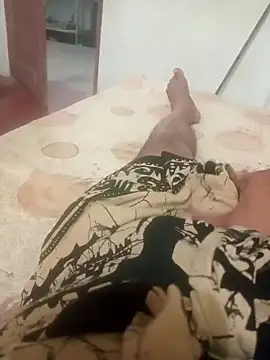 Snapshot of Suranga-55 chatting on 09-17-25, 04:52 Suranga-55 online show from 09-17-25, 04:52