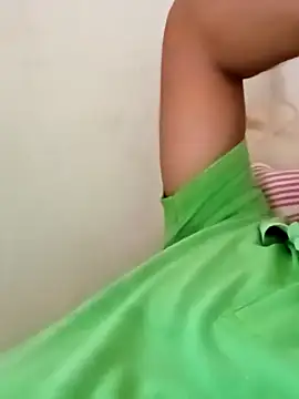 Snapshot of Suranga-55 chatting on 09-20-25, 04:02 Suranga-55 online show from 09-20-25, 04:02