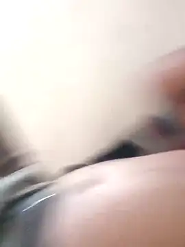 Snapshot of Suranga-55 chatting on 09-27-25, 09:14 Suranga-55 online show from 09-27-25, 09:14