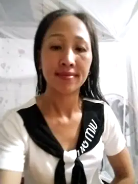 Snapshot of cute_love00 chatting on 09-28-25, 03:56 cute love00 online show from 09-28-25, 03:56