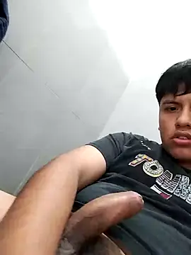 Snapshot of Davidhdz1988Jj chatting on 09-16-25, 07:26 Davidhdz1988Jj online show from 09-16-25, 07:26