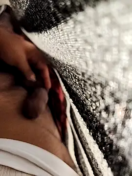 Sexyhotboy7inch online show from 11-17-25, 01:44