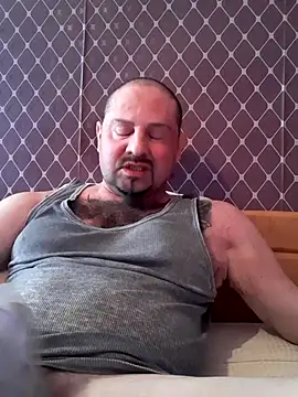 Snapshot of _NEREZA_ chatting on 05-21-26, 04:03 NEREZA online show from 05-21-26, 04:03